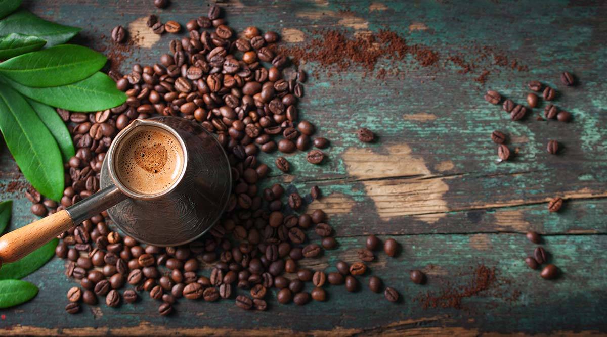 Bir kahve içebileceğiniz dostluklar yok