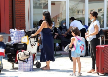 Hasan Polatkan Havalimanı 100 bin yolcu taşıyor