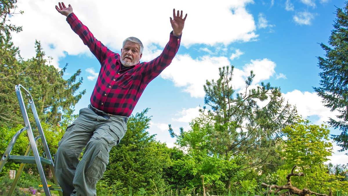 Dr. Öğr. Üyesi Ferudun Çelikmen, yazın yaşanan kazalara karşı bazı koruyucu önlemler almanın ve ilk etapta doğru uygulamalar yapmanın hayati önem taşıdığını söyledi.
