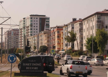 Kiralık ev fiyatları arttı; Öğrenciler ev bulma telaşında