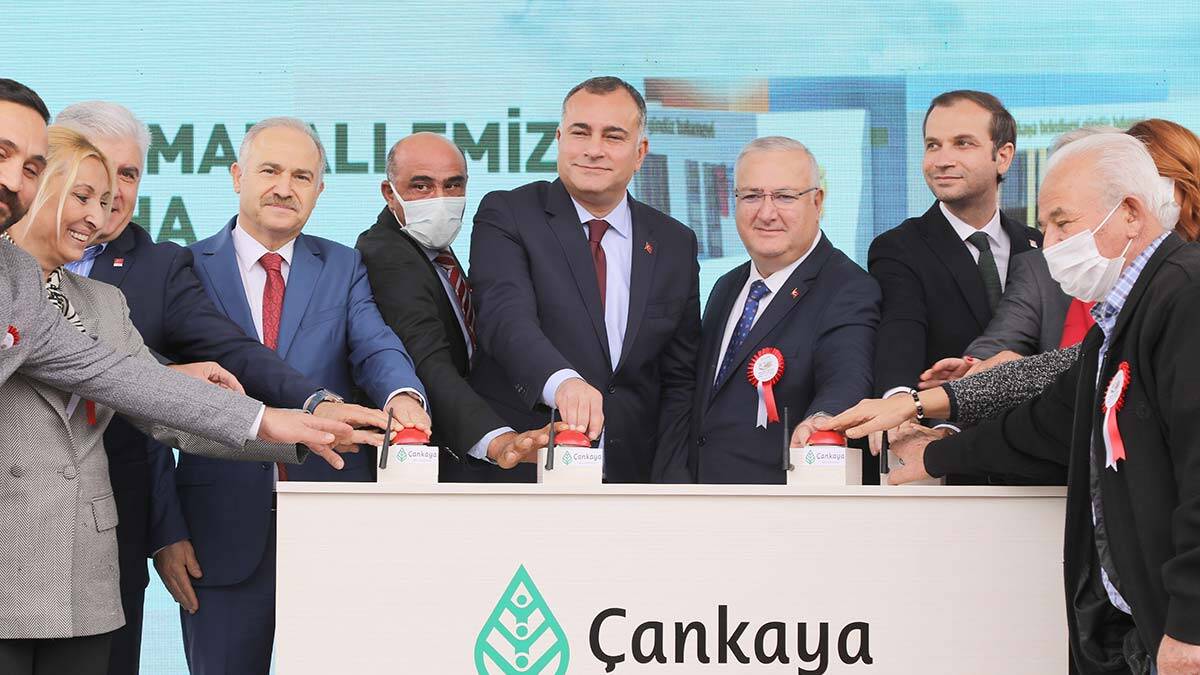 Çankaya Belediye Başkanı Alper Taşdelen’in ev sahipliğinde 140 çocuk kapasiteli Metin Oktay Kreşinin temeli atıldı.