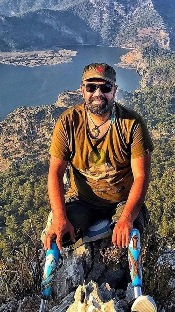 Bu öykü bir varoluş öyküsüdür. Bir umut türküsüdür. Bu öykü Ufuk Koçak'ın inanılmaz ilham veren hikayesidir.