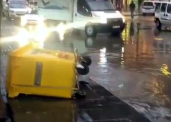 Ankara'da sağanak su baskınına neden oldu