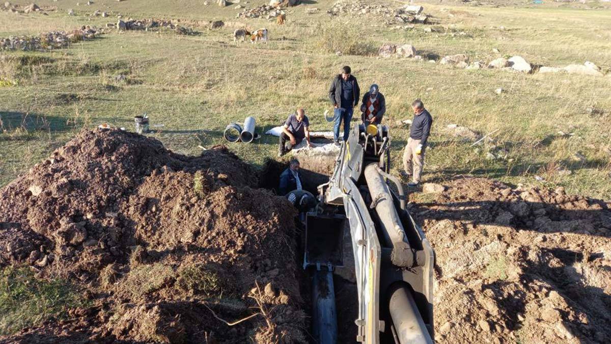 Ardahan'da su sorunu: Boru hattı parçalanmış