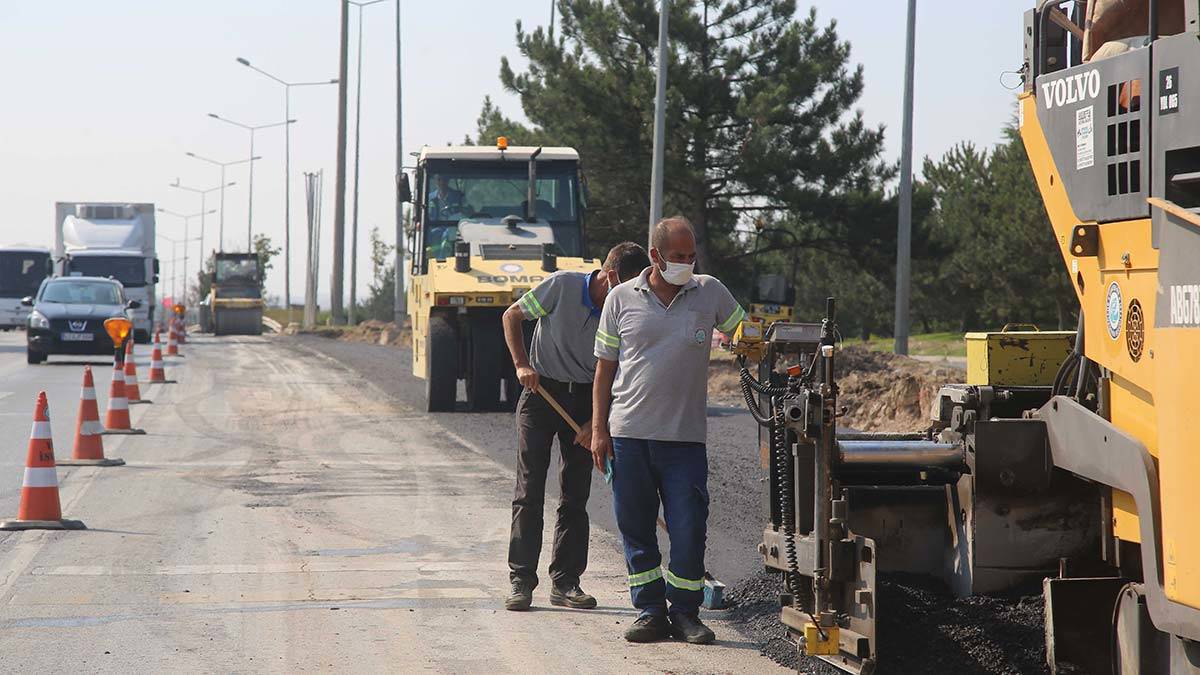 Batıkent Kavşağı'nda yol genişletme çalışması