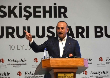 Bakan, Afganistan'da kalanlarla ilgili açıklama yaptı