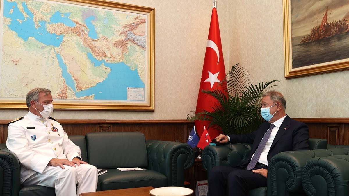 Bakan akar nato askeri komite baskani ile gorustu 2 - dış haberler - haberton