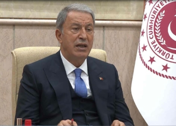 Bakan Akar: YPG tam anlamıyla PKK'nın kendisidir