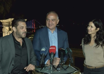 Bakan Ersoy Bollywood yıldızlarını konuk etti