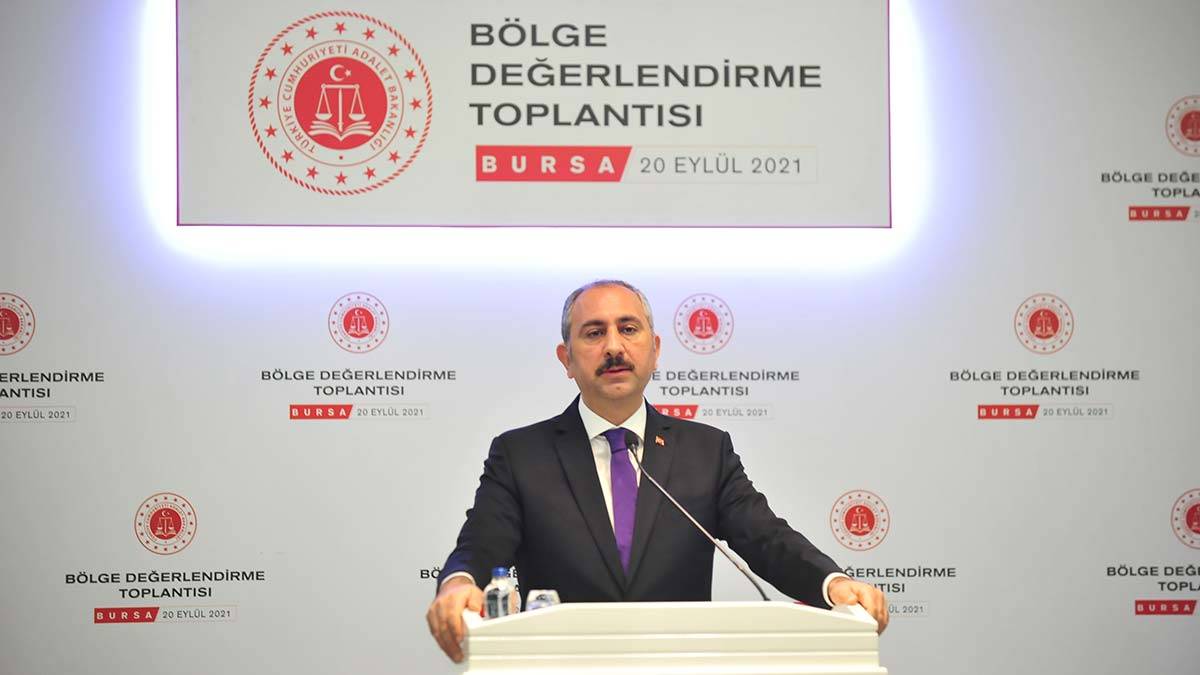 Bakan Gül: Yargının yargısız infazını kabul etmiyoruz