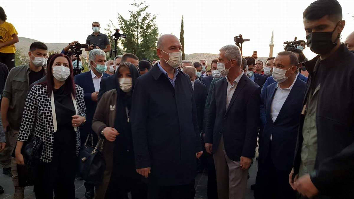 Bakan Soylu Işık Hadisesi'ni takip etti_