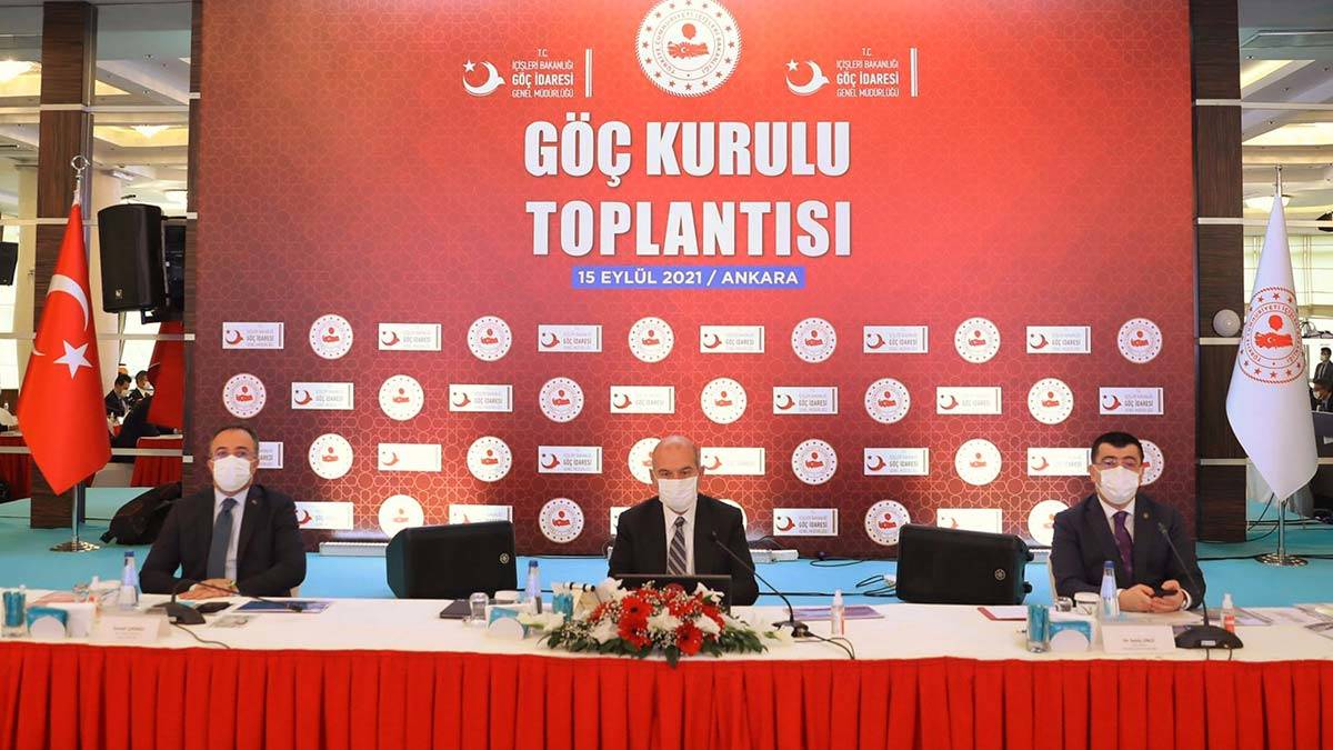 Bakan Soylu engellenen kaçak göçmen sayısını açıkladı