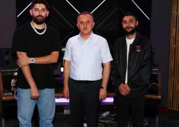 Belediye Başkanı ünlü rapçileri ziyaret etti