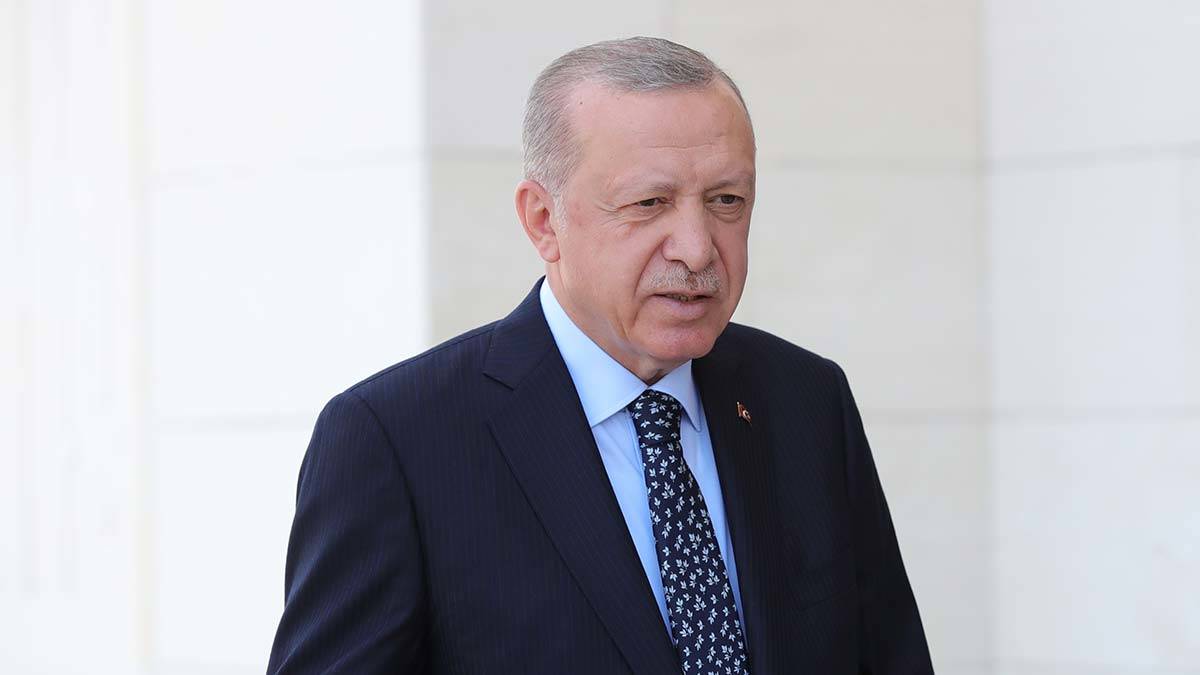 Cumhurbaşkanı Erdoğan Volkan Bozkır'ı tebrik etti