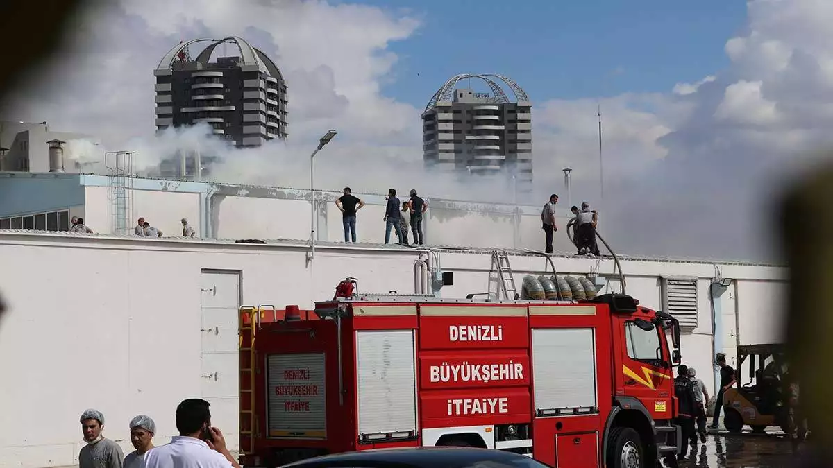 Denizlide kuru yemis fabrikasinda yangin cikti - yerel haberler - haberton