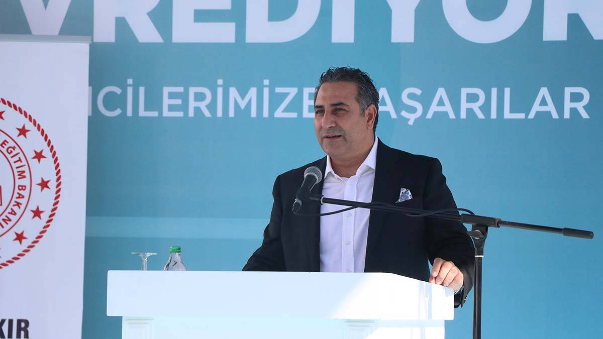 Diyarbakırlı iş insanından mezun olduğu okula vefa