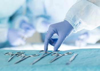 Doç. Dr. Öztürk: Ameliyattan 4 saat sonra beslenme