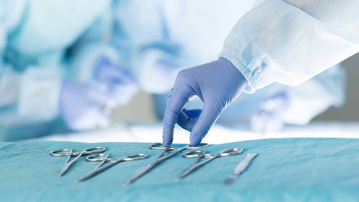 Doç. Dr. Öztürk: Ameliyattan 4 saat sonra beslenme