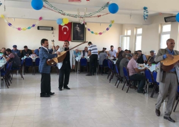 Düğünlerde aşıklık ve cirit geleneği yeniden başladı