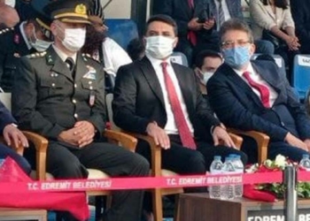 Edremit Kaymakamı merkeze çekildi