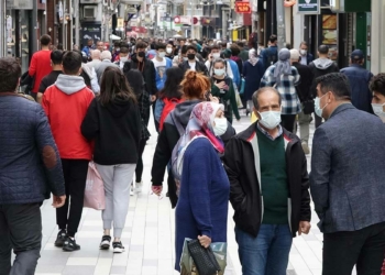 En çok vaka görülen Trabzon'da maske kuralına uyulmadı