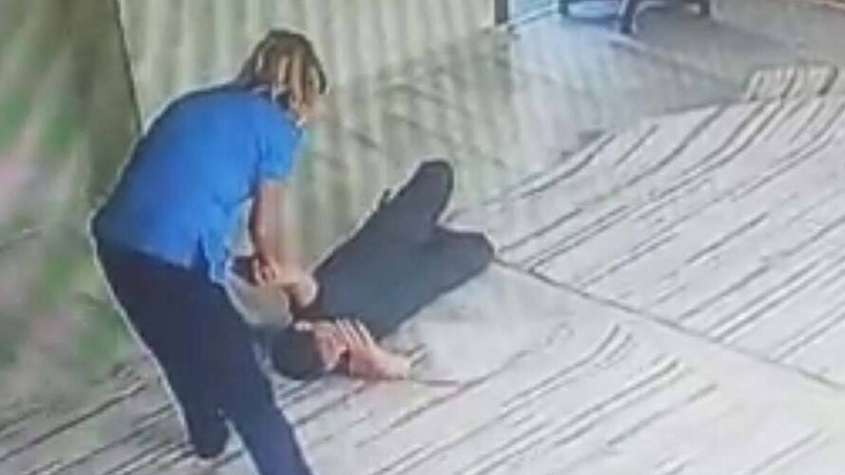 Engelli öğrenciye darbın görüntüleri ortaya çıktı