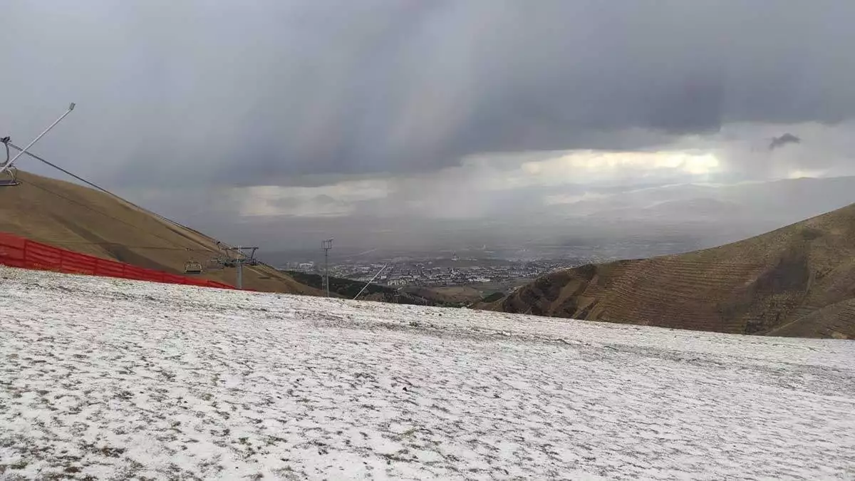Erzuruma ilk kar palandoken dagina dustu 2 - öne çıkan - haberton