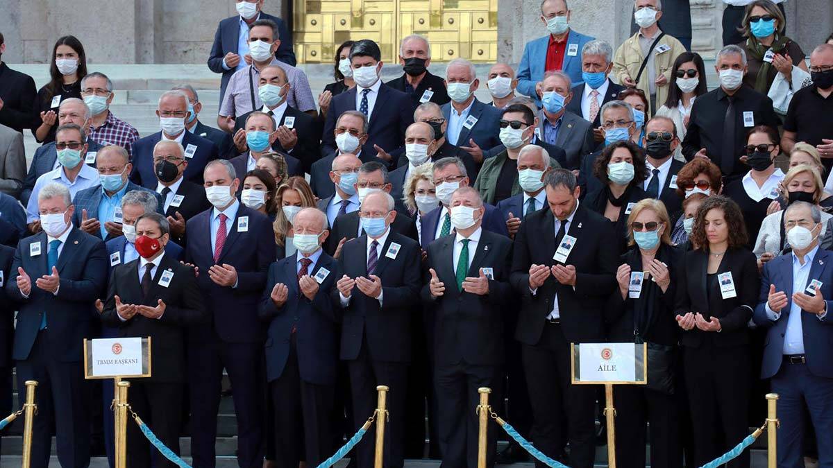 Eski Milletvekili Şahin Mengü için TBMM'de tören