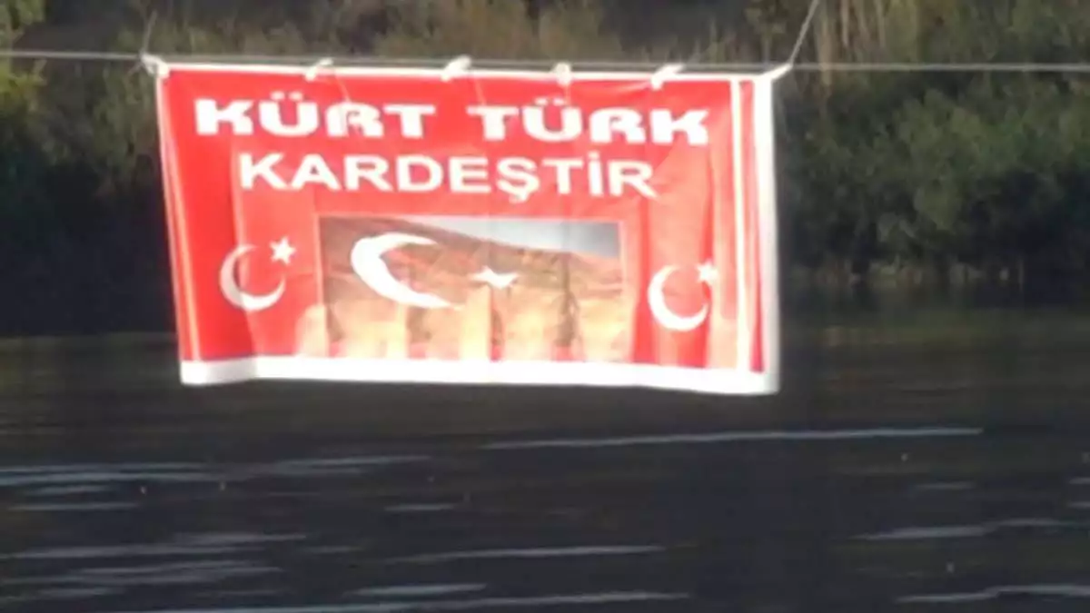 Firat ve goksunun birlestigi kanyona turk bayragi 2 - yerel haberler - haberton