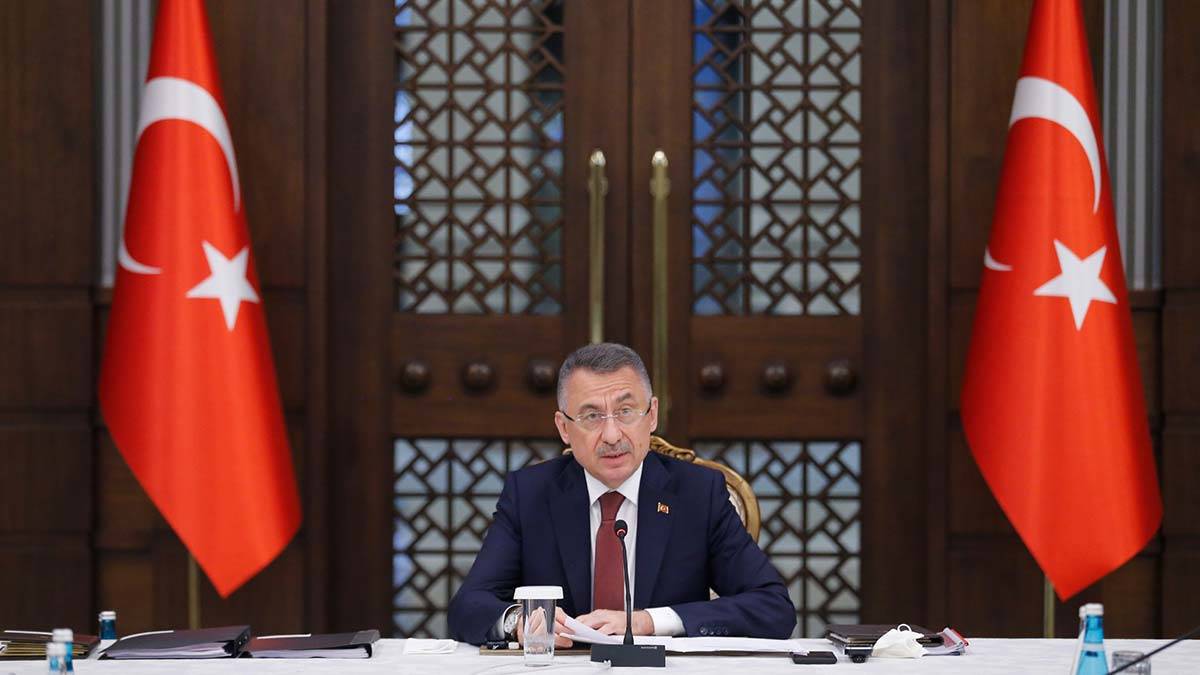 Fuat Oktay: Atatürk'e yapılan saygısızlığı kınıyorum