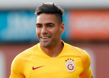 Galatasaray Falcao ile yollarını ayırdı