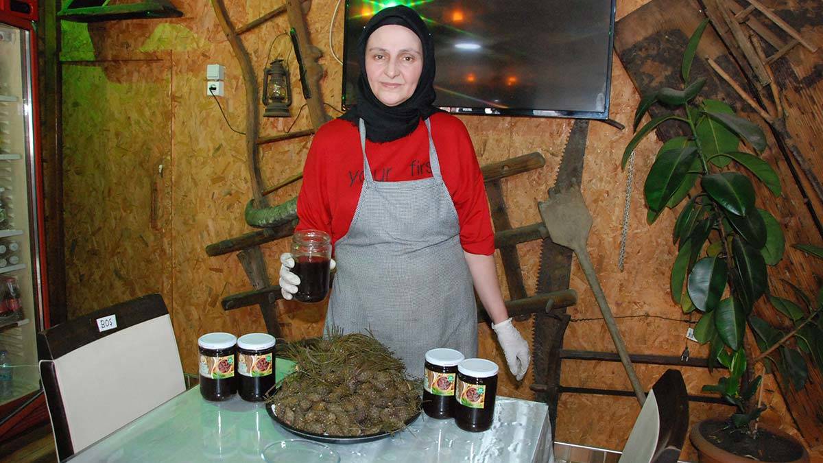 Hasta eşi için üretiyordu şimdi sipariş alıyor