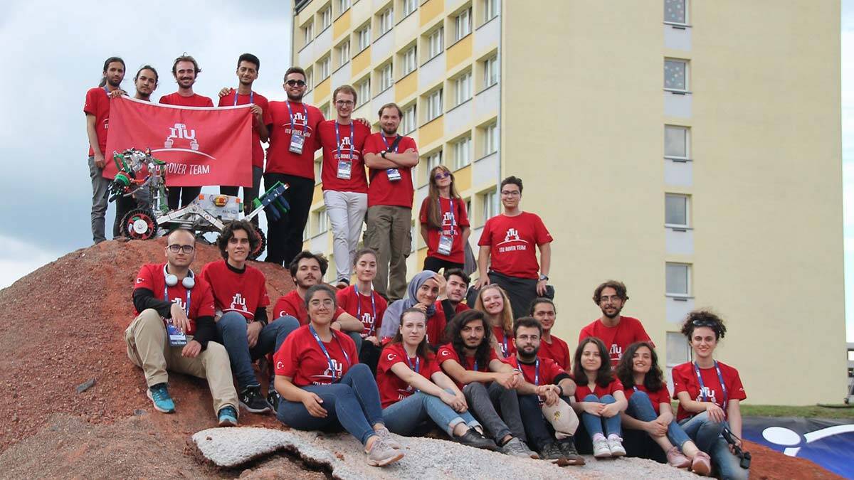 İTÜ Rover Takımı En İyi Robot Kol ödülü aldı