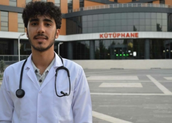 İşçi olarak çalıştığı kütüphane şimdi dersliği oldu