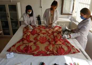 Kanuni Sultan Süleyman'ın kaftanı restore ediliyor