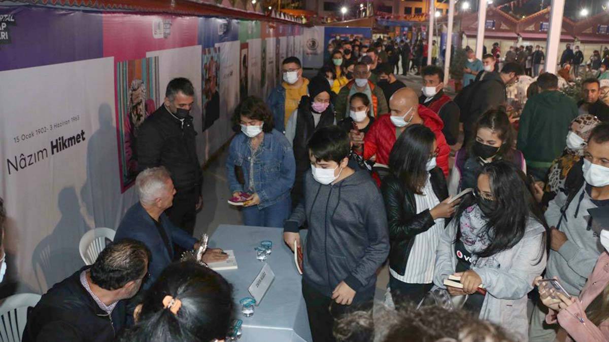 Kartal Kitap Fuarı 4. gününde önemli isimleri ağırladı