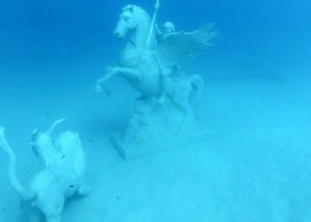 Kaş Sualtı Sanat Parkı tarihi eserlerle buluşuyor