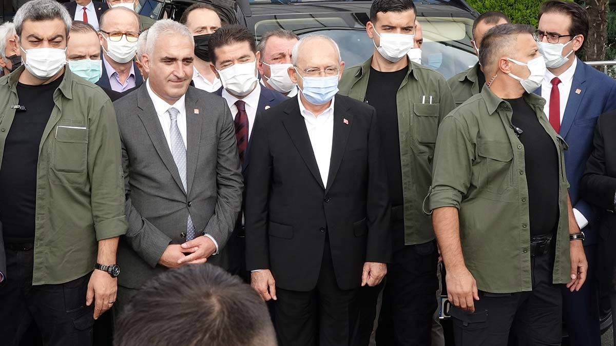 Kılıçdaroğlu: Kaçak çayları, Rize meydanında yakacağım
