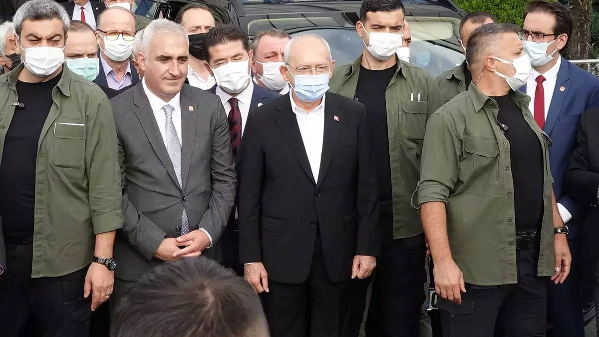 Kılıçdaroğlu: kaçak çayları, rize meydanında yakacağım