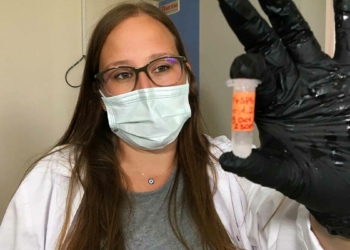 Kokteyl Covid-19 aşısı insan deneyine hazır
