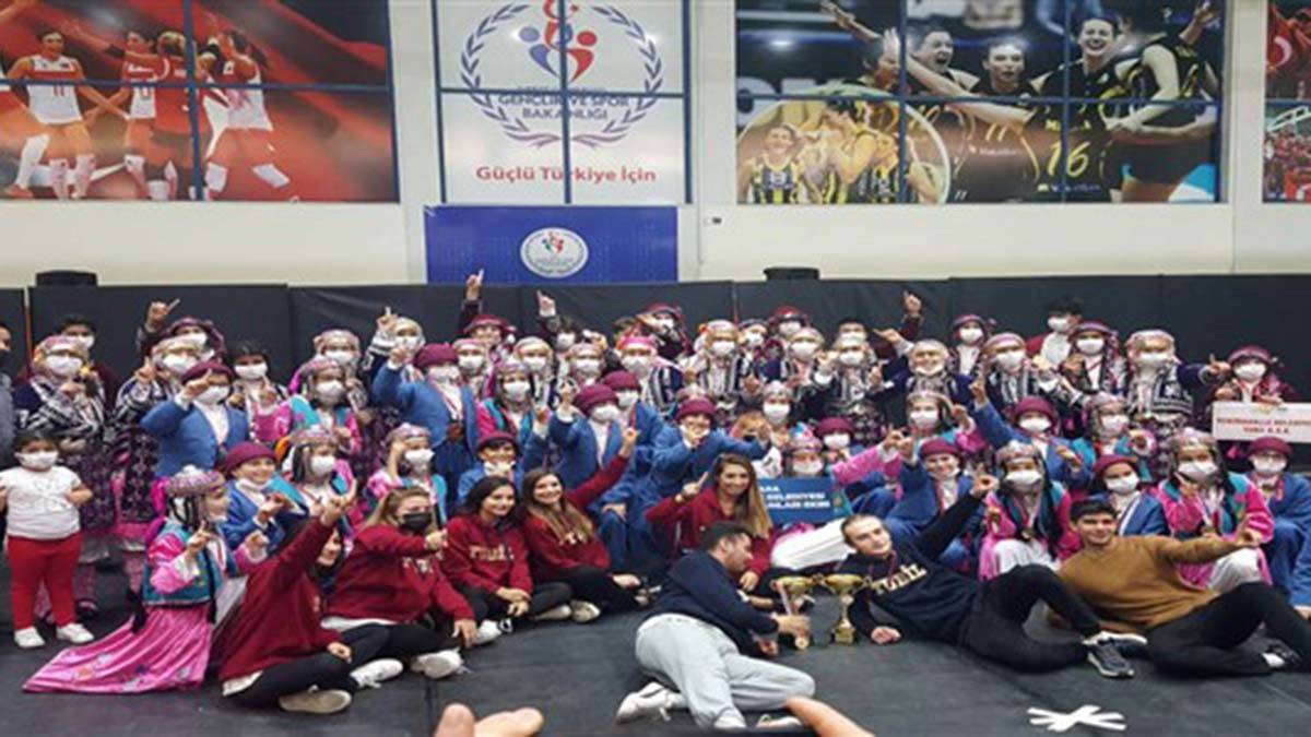 TUBİL Halk Dansları Topluluğu Ankara birincisi