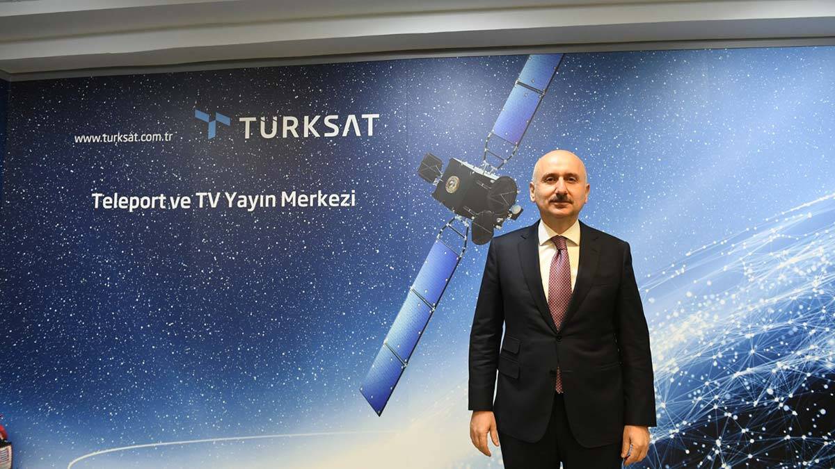 Milli haberleşme uydusu Türksat-6A'yı 'SpaceX' fırlatacak