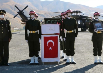 Muş şehidi Hakkari'de törenle memleketine uğurlandı