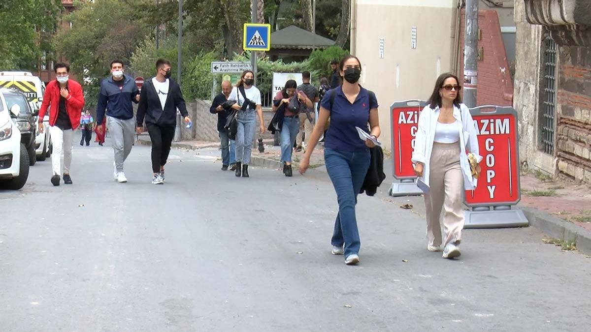 Öğrencilerden İstanbul'da ev kiralarına tepki