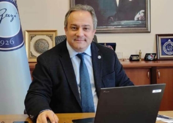 PCR zorunluluğu aşılanma hızını artırabilir
