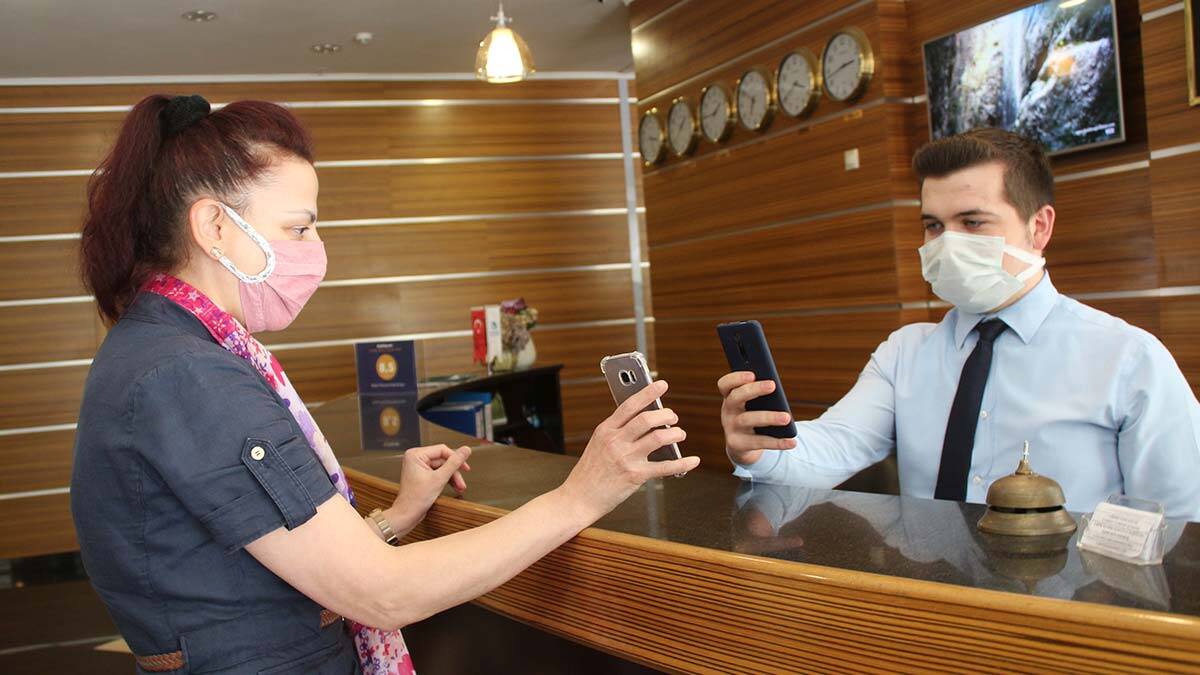 Rize'de turizm tesislerinde aşılılara indirim