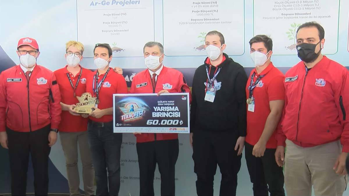 Sağlık Bakanı TEKNOFEST'i ziyaret etti