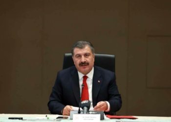 Sağlık Bakanı: Tedbirlere daha sıkı uymalıyız