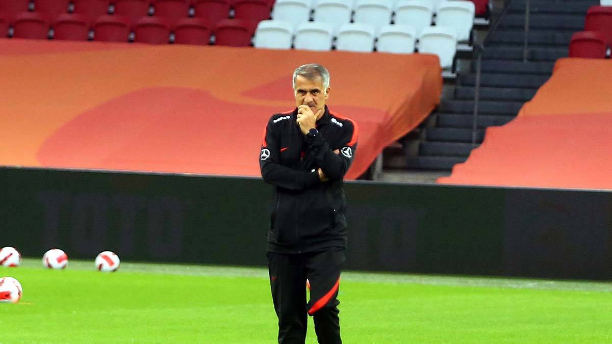 Tarihi yenilgi sonrası TFF'de hareketli saatler