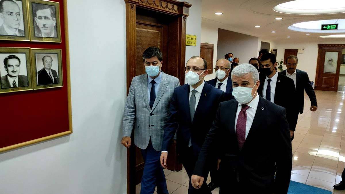 Ticaret Bakanı Muş Kırşehir'de